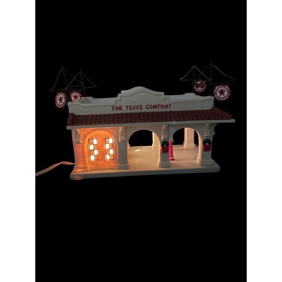 Vintage TEXACO Company Christmas Village Gas Station - Picture 2 of 11